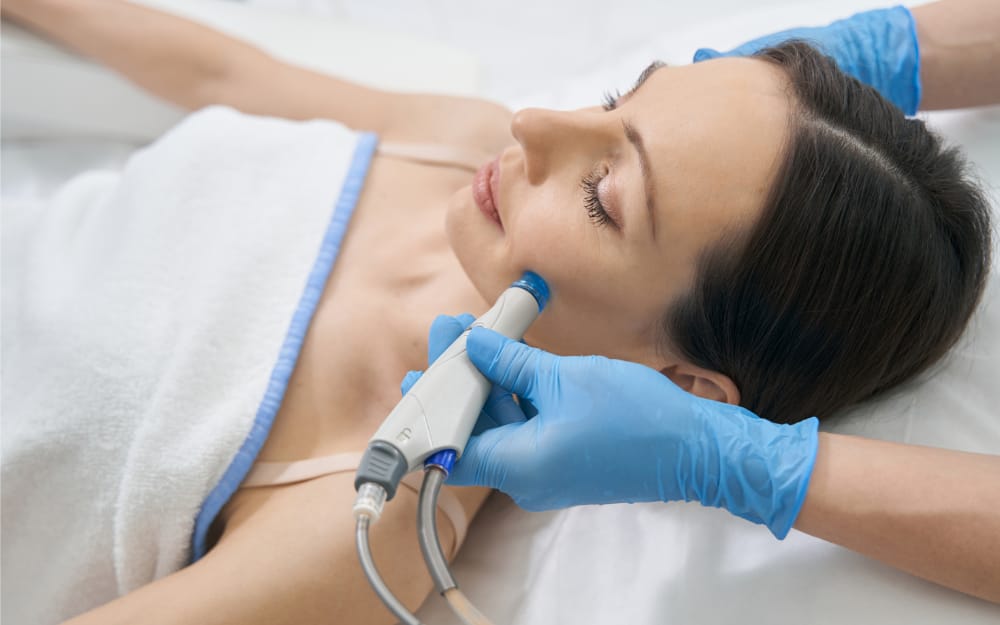 HydraFacial B - Symmetry Aesthetics | Essex